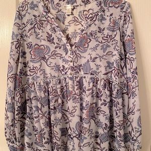 Beautiful blue top with under camisole